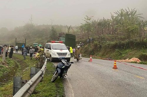 Bắc Kạn: 3 phương tiện gặp nạn trên đèo Gió, 2 vợ chồng tử vong
