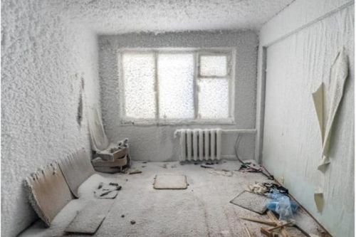 Những bức ảnh đáng kinh ngạc về thị trấn ma đóng băng gần Vorkuta, Nga