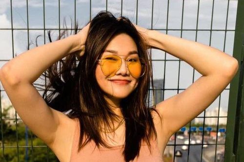Siêu mẫu Thanh Hằng liên tục gây thương nhớ bằng loạt ảnh ngày thường