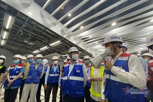 Chủ tịch TP.HCM ra 'tối hậu thư' về tiến độ vận hành metro số 1