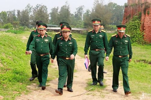 Rà soát quy hoạch phát triển kinh tế, xã hội gắn với bảo đảm thế trận quân sự khu vực phòng thủ