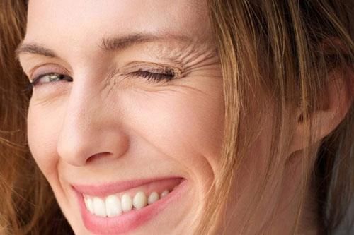 Tuyệt chiêu xử lý nếp nhăn trên da vô cùng đơn giản