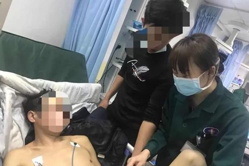 Người đàn ông uống hơn 4 tấn rượu trong 30 năm, nôn ra nước đen như cà phê