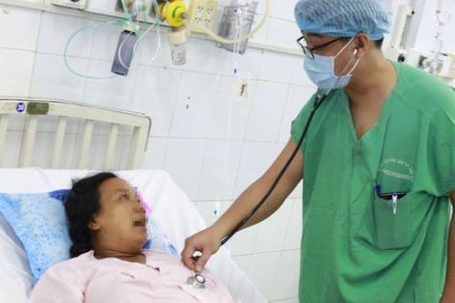 Cứu sản phụ 40 tuổi bị hội chứng Hellp rất nặng