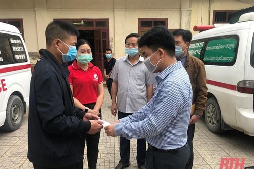Thăm hỏi nạn nhân vụ tai nạn giao thông nghiêm trọng tại Nghệ An