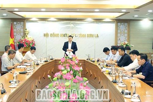 Hội nghị đối thoại, giải quyết vướng mắc trong việc khai thác cát, sỏi tại huyện Mường La