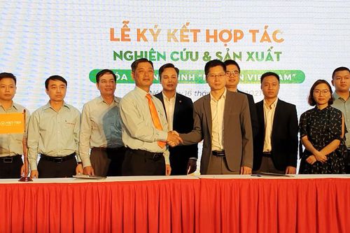 Khóa Việt - Tiệp và Lumi Việt Nam hợp tác sản xuất khóa thông minh 'Make in Vietnam'