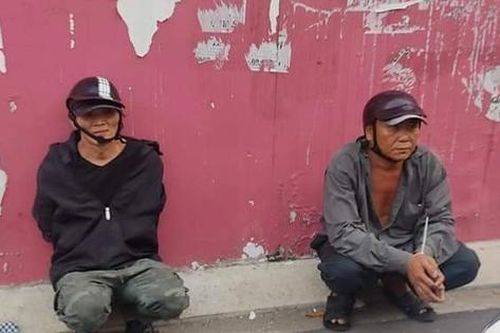 Bắt thanh niên nhiễm HIV vờ mua thức ăn để cắp điện thoại