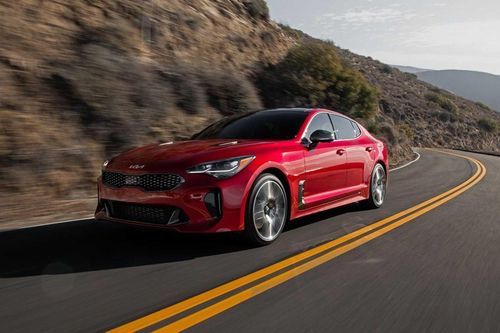 Kia Stinger 2022: Thiết kế thể thao và mới mẻ