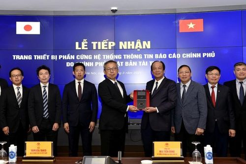 Việt Nam tiếp nhận trang thiết bị phần cứng Hệ thống thông tin báo cáo Chính phủ của Nhật Bản