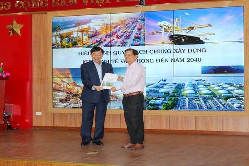 Cần ráo riết nghiên cứu điều chỉnh Quy hoạch chung xây dựng Khu Kinh tế Vân Phong