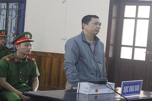 Lừa 'chạy việc' chiếm hơn 2 tỷ đồng, nguyên đại úy lĩnh án 14 năm tù