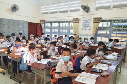 TPHCM thành lập 9 hội đồng chọn SGK tiểu học năm 2021