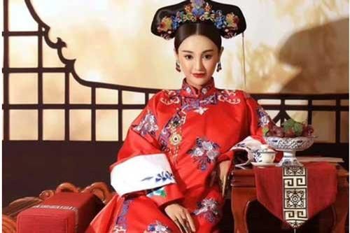 Vị Hoàng hậu 'đoản mệnh' nhất triều nhà Thanh: Tình nồng ý đượm với Hoàng đế Khang Hi, được sách lập làm Hoàng hậu chưa đến 1 ngày đã mất