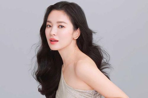 Song Hye Kyo xuống hạng trên danh sách diễn viên xinh đẹp nhất xứ Hàn