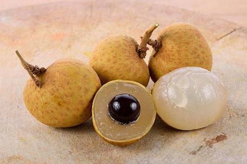 6 loại trái cây trẻ nhỏ không nên ăn nhiều