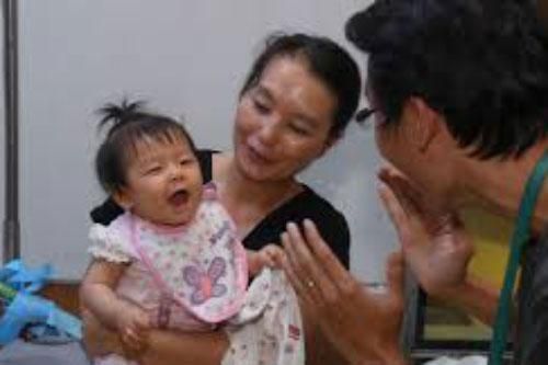 Bị mẹ chồng chê bai chuyện thấp bé, xét nét việc chi tiêu, đi chợ về, nàng dâu thấy bà khóc thảm thiết và xót lòng với lí do đằng sau!