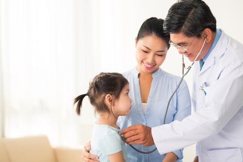 Khi nào trẻ được chẩn đoán cao huyết áp? Những dấu hiệu nhận biết cao huyết áp ở trẻ em
