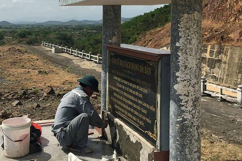 Lấy ý kiến về bia di tích lịch sử căn cứ cách mạng Đá Bàn