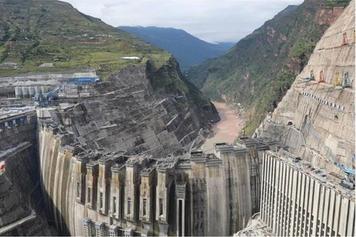 Hé lộ bí mật giúp Trung Quốc xây dựng thần tốc đập vòm lớn nhất thế giới