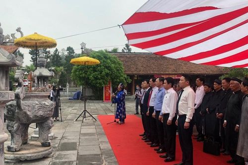 Vĩnh Phúc: Dâng hương các bậc Tiên triết, Tiên thánh, Tiên hiền và triển lãm thư pháp