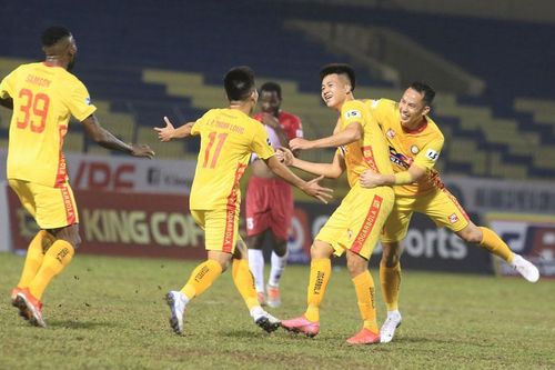 CLB Thanh Hóa trả lương cầu thủ như bóng đá châu Âu