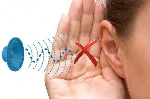 Đột ngột bị điếc, đừng chủ quan