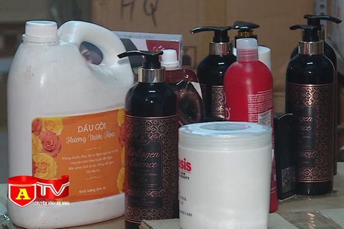Phát hiện hơn 10 tấn hóa mỹ phẩm không hóa đơn chứng từ