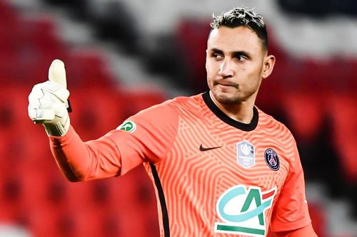 Navas trổ tài cản phạt đền cho PSG