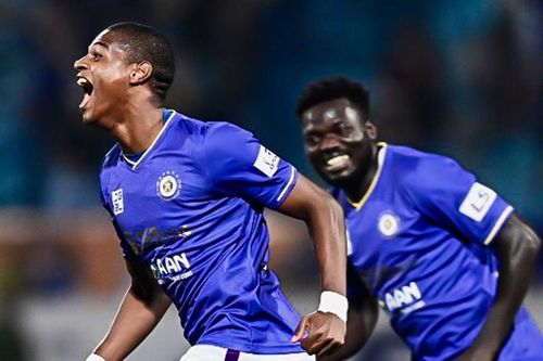 Ngoại binh lần đầu ghi bàn cho CLB Hà Nội ở V.League