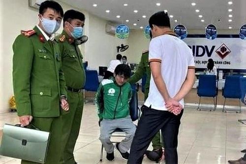 Khởi tố kẻ cướp ngân hàng BIDV