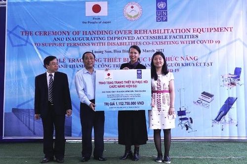 Hỗ trợ người khuyết tật chung sống an toàn với Covid-19