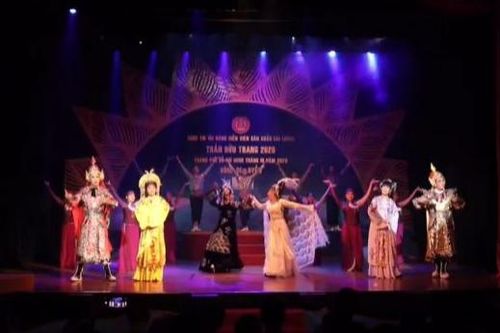 Nghệ thuật cải lương cần đổi mới để tồn tại và phát triển