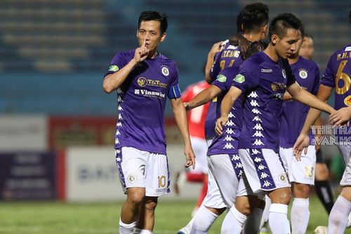 Bóng đá Việt Nam hôm nay: SLNA đấu Quảng Ninh (17h00). Hà Nội so tài Thanh Hóa (19h15)