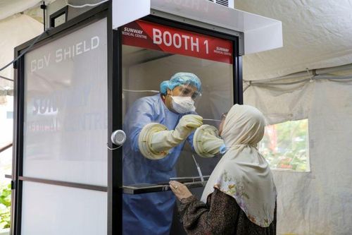 Chưa đầy 1% bệnh nhân tái nhiễm Covid-19, chủ yếu ở người lớn tuổi