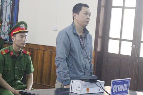 Nguyên đại úy quân đội lừa 'chạy trường'