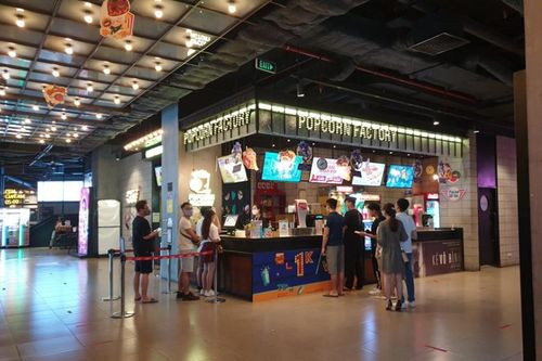 Hải Dương: Xử phạt 60 triệu đồng 2 doanh nghiệp tổ chức chiếu phim giữa mùa dịch