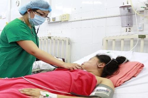 Thai phụ thoát 'cửa tử' sau 1 giờ phẫu thuật