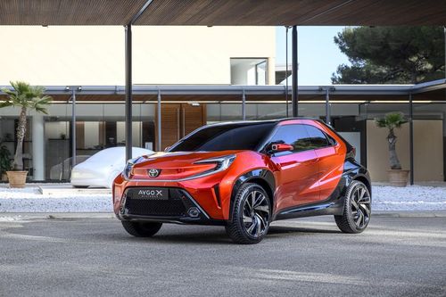 SUV mới của Toyota lộ diện với thiết kế lạ lẫm
