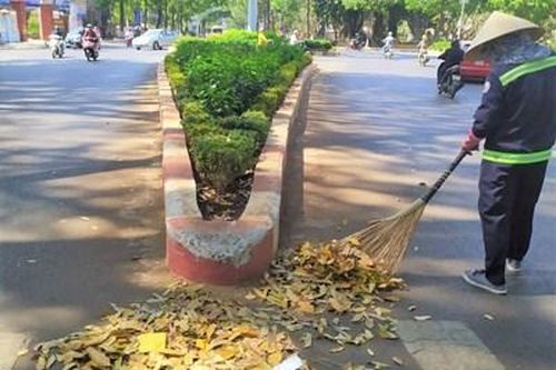 Vì sao hơn 200 trăm cán bộ, nhân viên công ty Môi trường Đô thị nguy cơ bị sa thải?