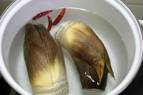 Mẹo hay khử độc và khử đắng của mắng tươi, cả nhà yên tâm thưởng thức