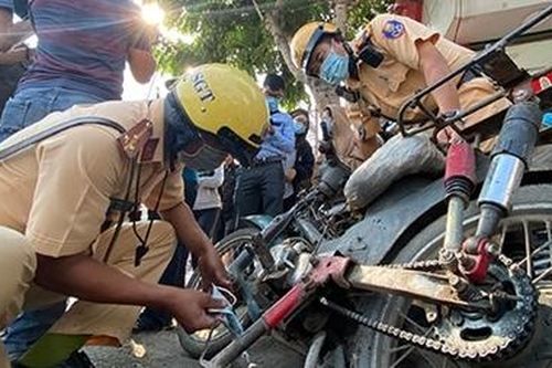 TP Hồ Chí Minh quyết xử lý xe… 'cà tàng'