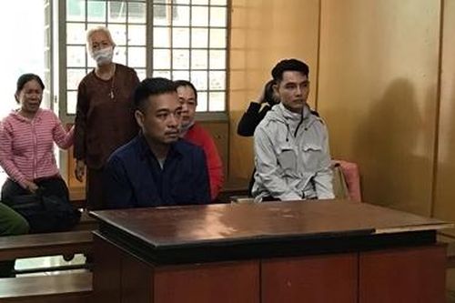Cơn ghen kinh hoàng từ mối tình đồng tính tay ba