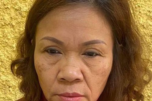 Mẹ gọi điện rủ con trai cùng đi ăn trộm