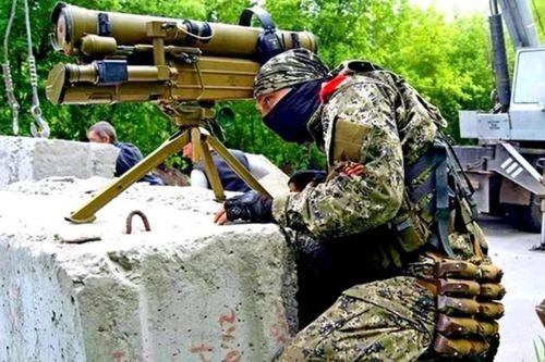 DPR triển khai sát thủ diệt tăng Ukraine ở Donbass