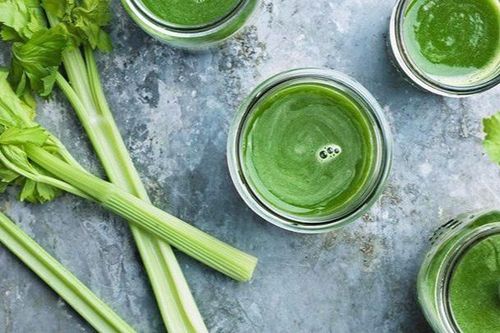 Uống nước ép cần tây có thực sự giúp bạn giảm cân?