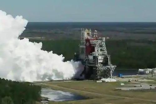 NASA thử nghiệm thành công tên lửa mạnh nhất thế giới