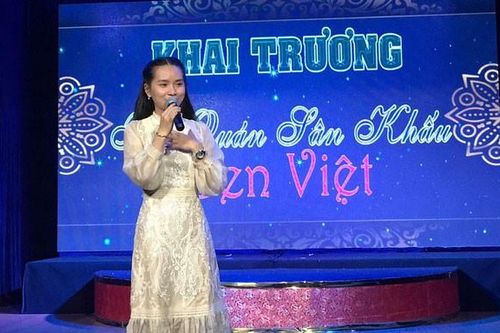 Ra mắt Hội quán Nghệ thuật Sen Việt