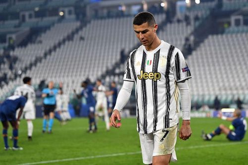 Ronaldo bị tố thao túng phòng thay đồ Juventus