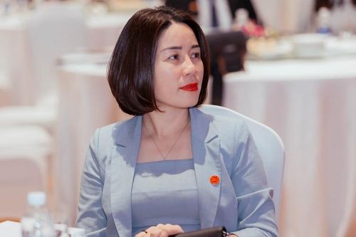 Giám đốc Viettel Store: 'Chúng tôi muốn khách hàng được trải nghiệm smartphone 5G giá rẻ'